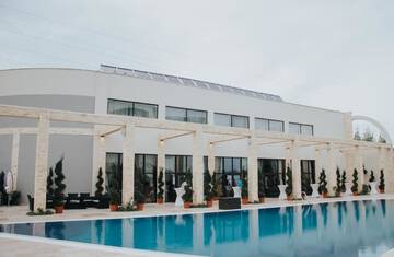 Фотографии Курортные отели Pik Elegance г. Плоешти (Румыния) №4 Фото Курортные отели Pik Elegance г. Плоешти 4