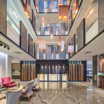 Фотографии Отель Sky Blue Hotel & Spa г. Плоешти (Румыния) №1 Фото Отель Sky Blue Hotel & Spa г. Плоешти 1