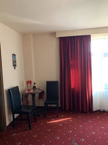 Фото номера Двухместный номер Делюкс с 1 кроватью Гостевой дом Pensiunea Casa Simoni г. Плоешти 8