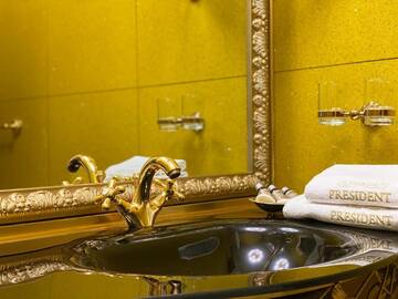 Фото номера Стандартный двухместный номер с 1 кроватью Отель President Luxury г. Плоешти 11