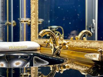 Фото номера Стандартный двухместный номер с 1 кроватью Отель President Luxury г. Плоешти 9