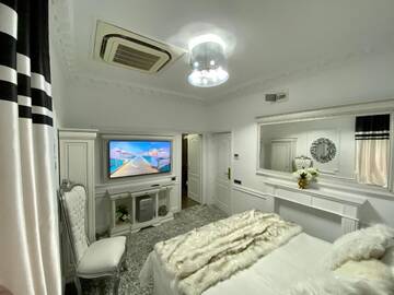 Фото номера Стандартный двухместный номер с 1 кроватью Отель President Luxury г. Плоешти 5