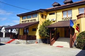 Фотографии Отель Hotel Tudor г. Плоешти (Румыния) №1 Фото Отель Hotel Tudor г. Плоешти 1