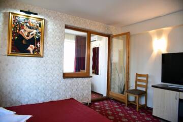 Фото номера Двухместный номер с 1 кроватью Отель Hotel Tudor г. Плоешти 9